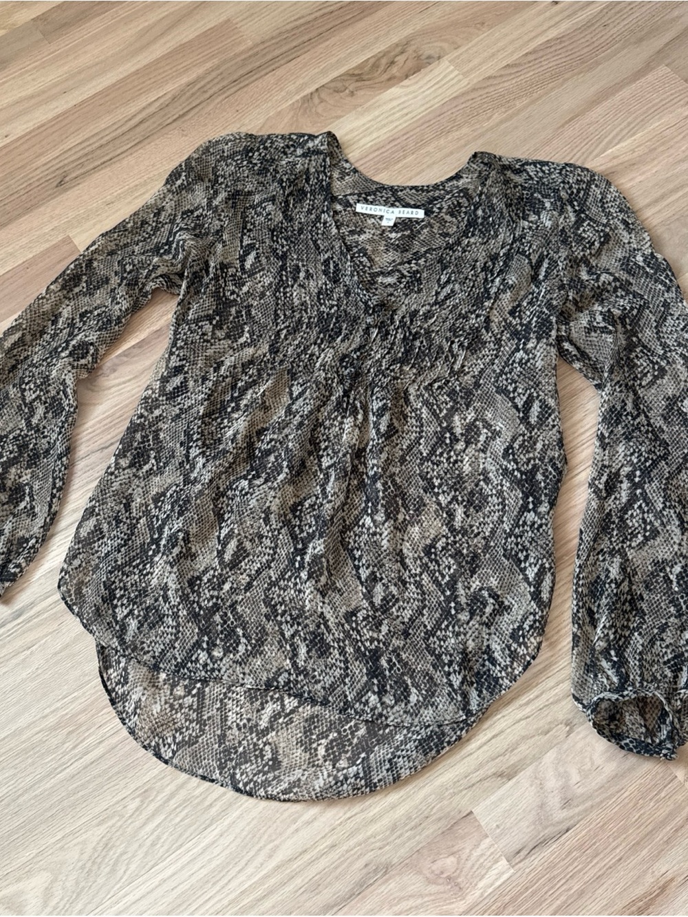 VERONICA BEARD Lowell Snake Print Silk Blouse With Camisole Size 4 Professional - Picture 5 of 11